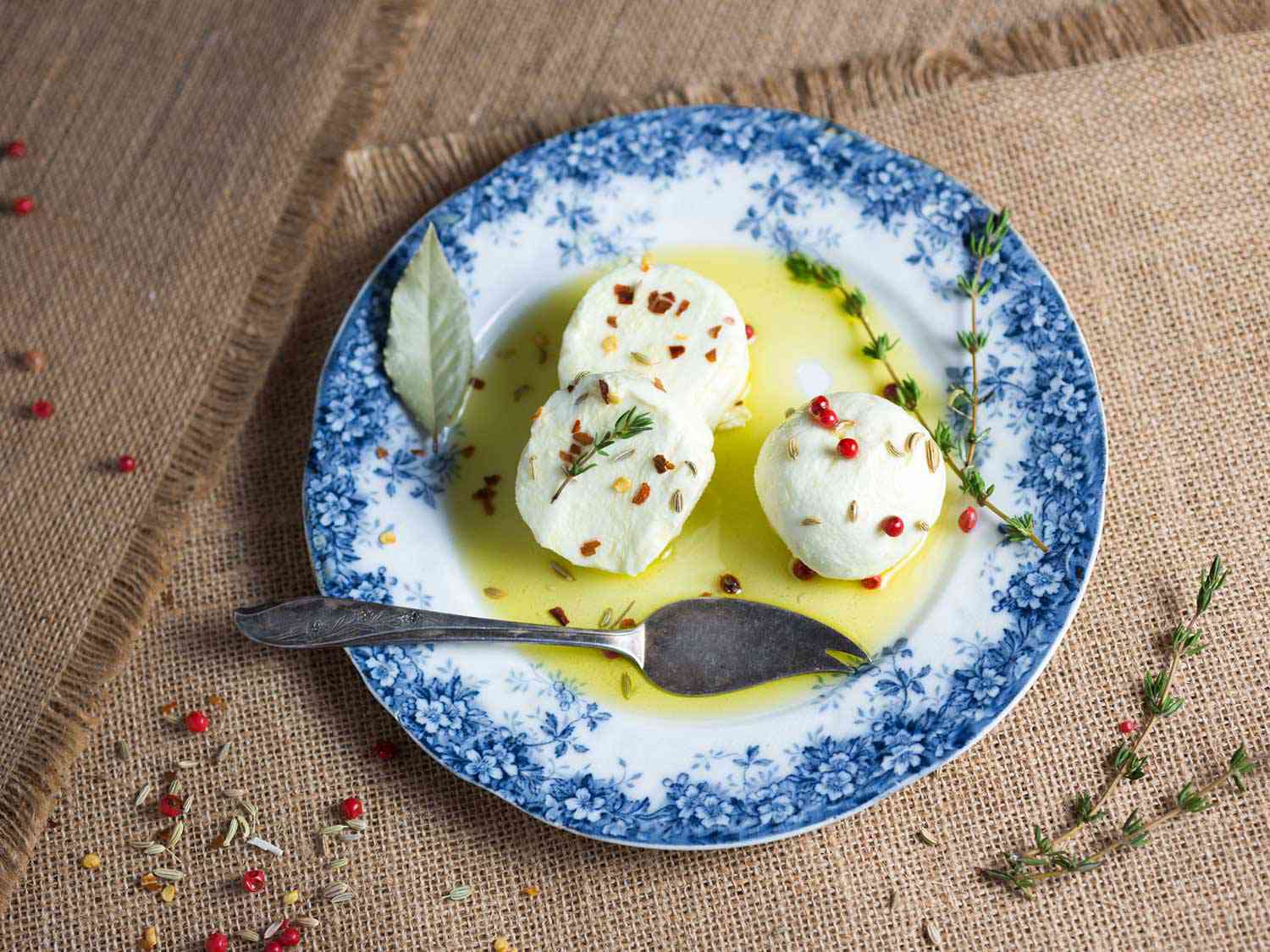 Haystack Mountain Creamery Chevre en Marinade