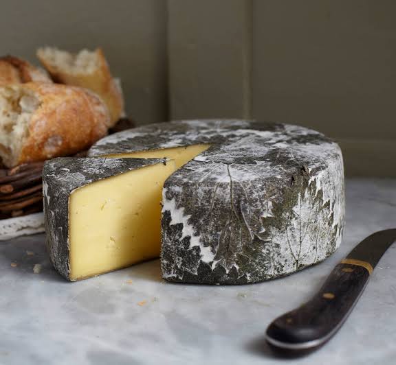 Lynher Dairies Cornish Yarg